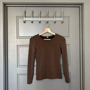 Uniqlo HEATTECH Ultra Warm Crew Neck Long-Sleeve T-Shirt